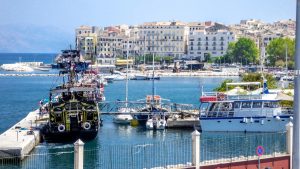 Κέρκυρα: Σχεδόν 95% ικανοποίηση επισκεπτών – Στο 1 δισ. ευρώ ο τουριστικός πυρήνας