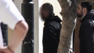 Κολωνός: Από κίρρωση ήπατος πέθανε η 31χρονη – Αλλάζει η δίωξη για τον σύζυγο