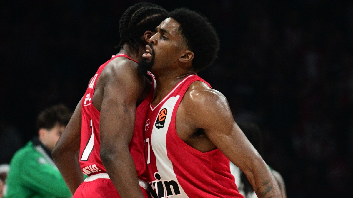 Ολυμπιακός – Παναθηναϊκός AKTOR: «Ερυθρόλευκο» προβάδισμα με +11 (40-29) στο πρώτο ημίχρονο (Βίντεο)