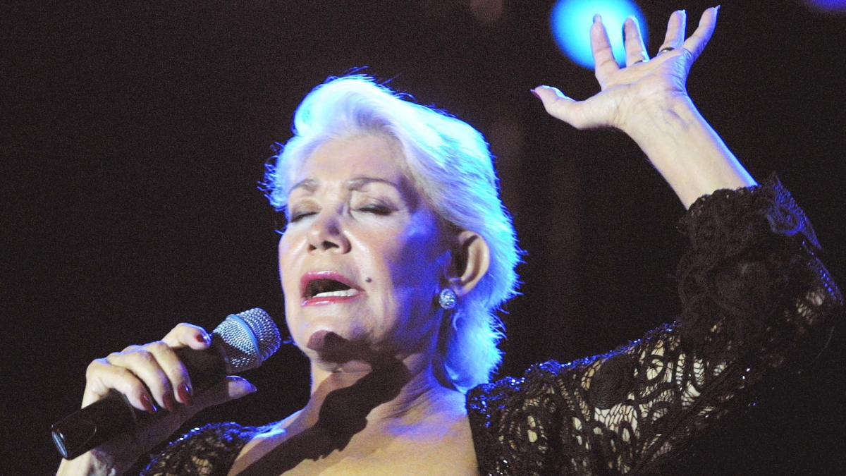 Ο Μάκης Δελαπόρτας στο DEBATER: “Η Μαρινέλλα έζησε μέχρι το τέλος της στο σπίτι της Ρένας Βλαχοπούλου”