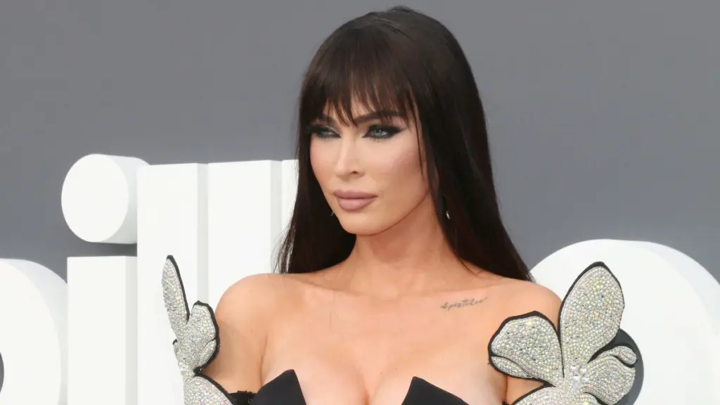 Megan Fox: Θεωρία συνωμοσίας την ήθελε να είναι… κλώνος – Η αποστομωτική της απάντηση (pics)
