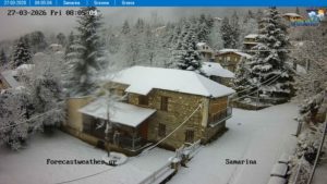 Το έστρωσε τον Μάρτιο: Στα λευκά ντύθηκαν περιοχές της Ηπείρου, χαλαζόπτωση στην Κέρκυρα – Δείτε βίντεο