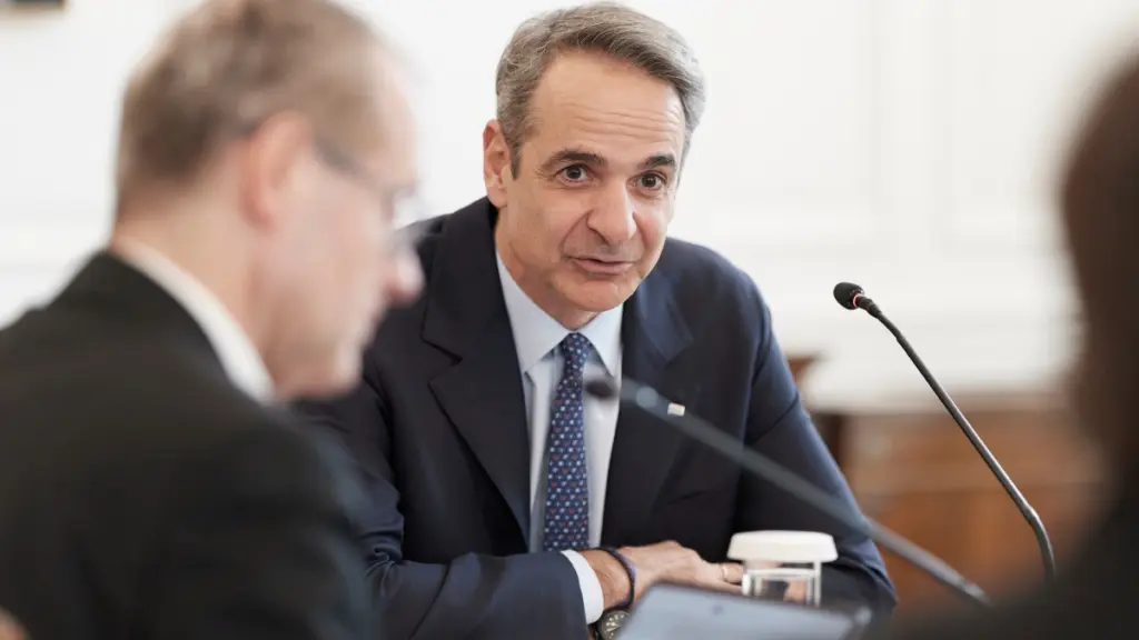 Κυριάκος Μητσοτάκης για τα έκτακτα μέτρα στήριξης – “Κανείς μόνος του απέναντι στην καταιγίδα”