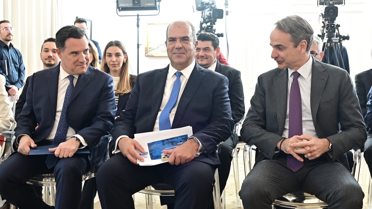 Μητσοτάκης: “Καλώ τους ευεργέτες να επιστρέψουν ένα μέρος του πλούτου τους στην πατρίδα τους”