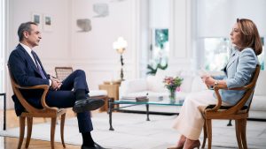 Μητσοτάκης: Ξεκόβω κάθε συζήτηση για πρόωρες εκλογές και ανασχηματισμό