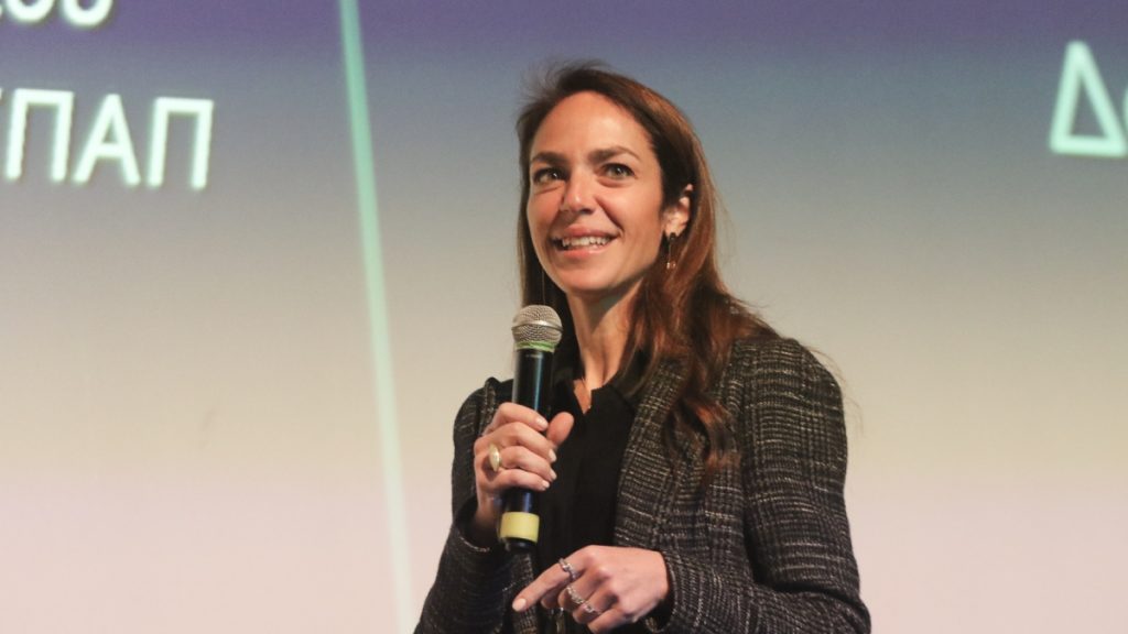 Μιχαηλίδου: “Ψηφιακή ενδυνάμωση για 6.500 ηλικιωμένους και άτομα με αναπηρία”