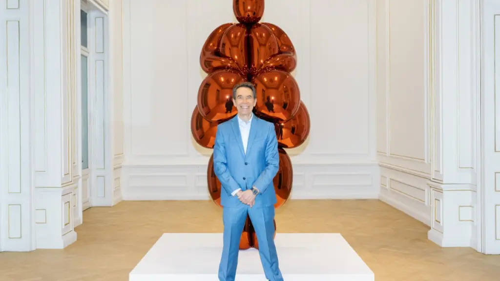 Μουσείο Κυκλαδικής Τέχνης: Ο Jeff Koons συναντά τις «Αφροδίτες» του παλαιολιθικού κόσμου