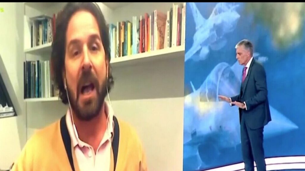 Χαμός στον «αέρα» της εκπομπής του Ευαγγελάτου – «Θέλετε να γίνετε viral προφανώς»