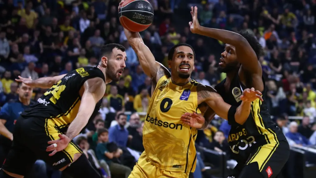 Άρης – Μαρούσι 102-76: Πάρτι στο Αλεξάνδρειο με πολυφωνία και κυρίαρχο Αμίν Νουά – 5η συνεχόμενη νίκη για τους Θεσσαλονικείς