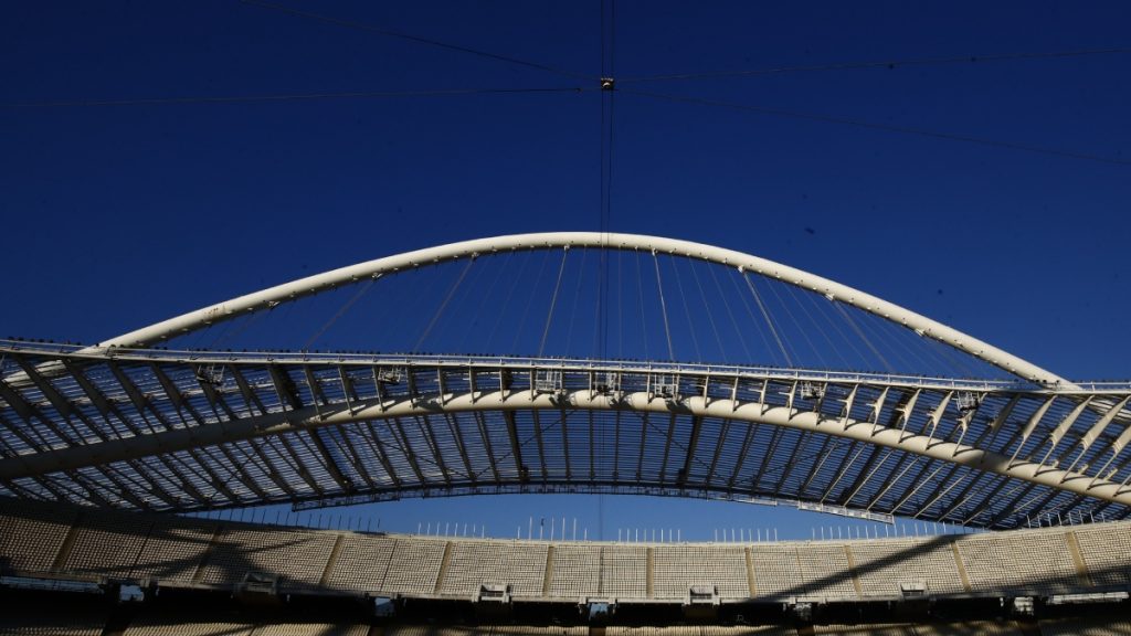 Εντάλματα σύλληψης σε βάρος δύο οπαδών που παραβίασαν τον όρο μη προσέλευσης σε αγώνα ποδοσφαίρου