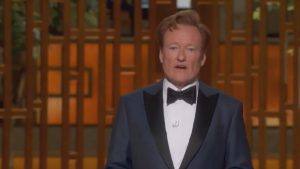 Όσκαρ: Η αναφορά του Conan O’ Brien στο σκάνδαλο Έπσταϊν – “Οι Βρετανοί τουλάχιστον συλλαμβάνουν τους παιδόφιλους” (βίντεο)