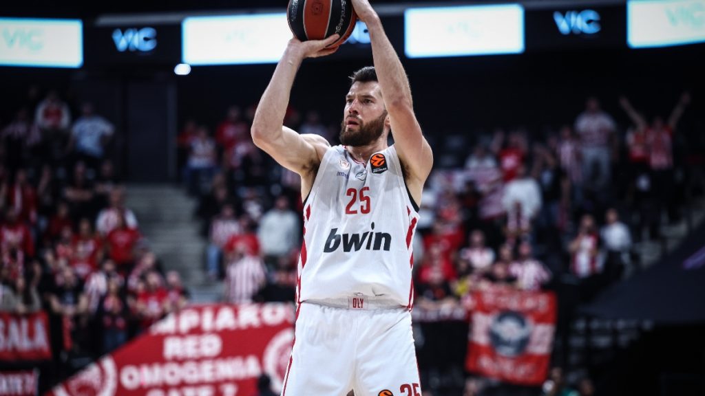 Παρί – Ολυμπιακός: Στο +8 (63-55) οι «ερυθρόλευκοι» στο φινάλε του πρώτου ημιχρόνου