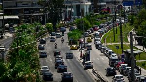 Στο “κόκκινο” η Ποσειδώνος μετά από καραμπόλα πέντε οχημάτων