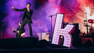 Champions League: Οι The Killers αναλαμβάνουν το σόου του τελικού