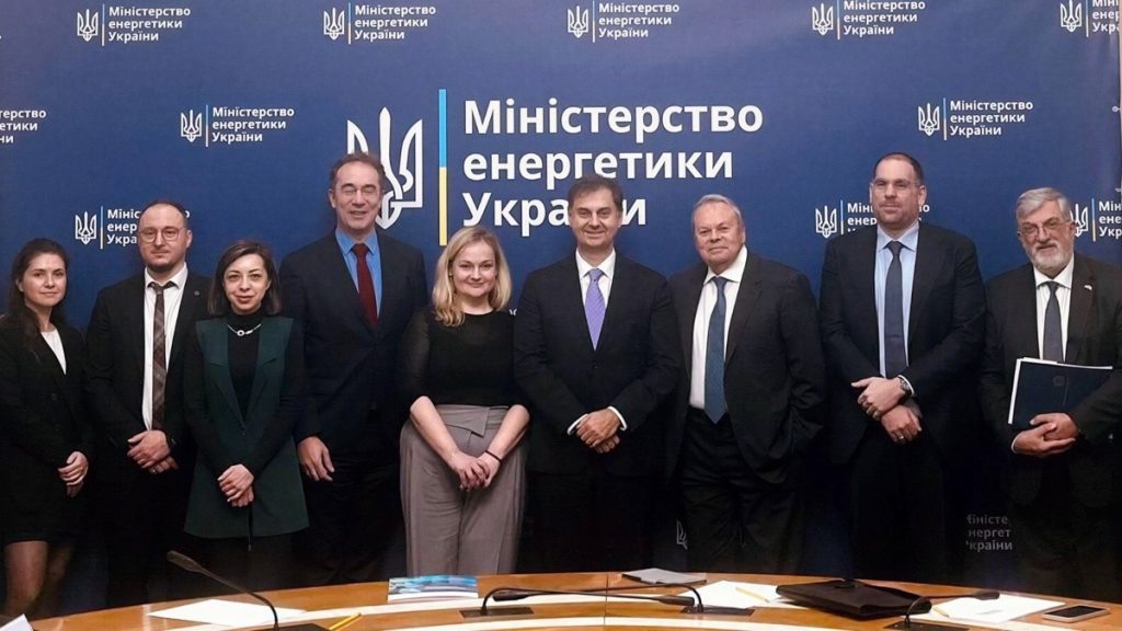 Η ενίσχυση της ενεργειακής συνεργασίας Ελλάδας-Ουκρανίας στο επίκεντρο των επαφών του Χάρη Θεοχάρη στο Κίεβο