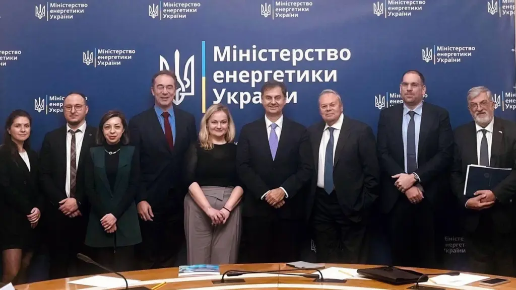 Η ενίσχυση της ενεργειακής συνεργασίας Ελλάδας-Ουκρανίας στο επίκεντρο των επαφών του Χάρη Θεοχάρη στο Κίεβο