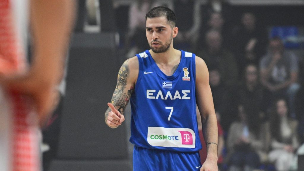 Μαυροβούνιο – Ελλάδα: Με «όργια» Τολιόπουλου μπροστά στο σκορ (44-35) η Εθνική (Βίντεο)