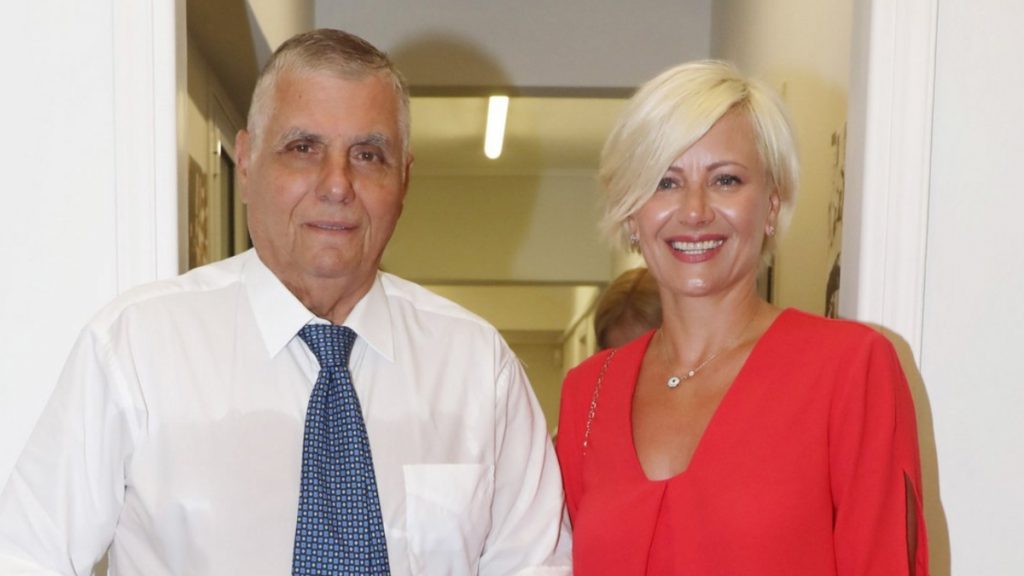 Μαρία Καρρά: Ελεύθερη με περιοριστικό όρο και χρηματική εγγύηση 100 χιλιάδων ευρώ η χήρα του Γιώργου Τράγκα