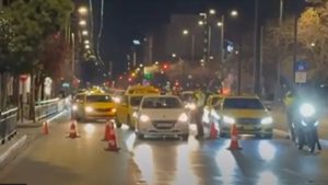 “Σαρωτικοί” έλεγχοι της Τροχαίας στην Αττική: 225 παραβάσεις για οδήγηση υπό την επήρεια αλκοόλ – Συνελήφθησαν 15 οδηγοί (βίντεο)