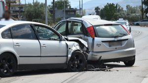 Ποιος πληρώνει τις ζημιές σε τροχαίο ατύχημα με ανασφάλιστο όχημα;