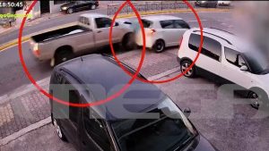 Παλλήνη: Βίντεο ντοκουμέντο από την ξέφρενη πορεία του αγροτικού με τον μεθυσμένο οδηγό