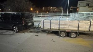 Θεσσαλονίκη: Συνελήφθη 59χρονος που διακινούσε λαθραία τσιγάρα – Μετέφερε πάνω από 33.000 πακέτα σε τρέιλερ