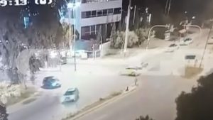 Βούλα: Σοκαριστικό βίντεο ντοκουμέντο με το τροχαίο δυστύχημα με θύμα την 58χρονη οδηγό ταξί