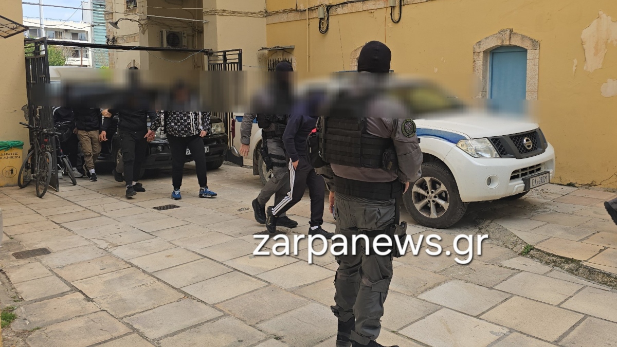 Χανιά: Απολογούνται επτά από τους δέκα συλληφθέντες για τον ομαδικό βιασμό της 17χρονης