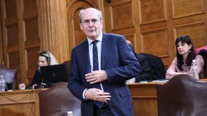 Χατζηδάκης: “Δεν είναι ώρα για εκλογές – Έχουμε πολλά και δύσκολα θέματα να αντιμετωπίσουμε”