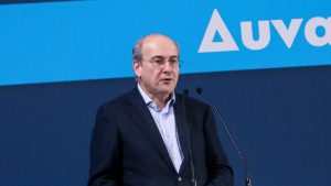 Χατζηδάκης για Μέση Ανατολή: “Παρούσα αν χρειαστεί η κυβέρνηση για τη στήριξη των ευάλωτων”