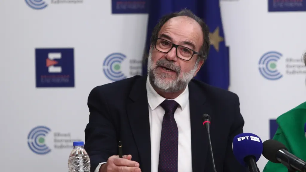 Γεωργιάδης: “Η παραίτηση του προέδρου του ΕΟΔΥ έγινε λόγω επεισοδίου με μια υπάλληλο”