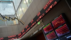 Χρηματιστήριο: Με πτώση άνοιξαν οι αγορές – Στις 2.023,69 μονάδες ο Γενικός Δείκτης Τιμών