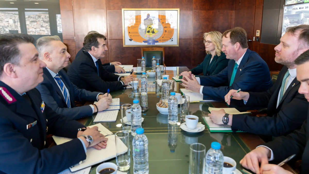 Συνάντηση Χρυσοχοΐδη με τον Ιρλανδό Υπουργό Δικαιοσύνης, Μετανάστευσης και Εσωτερικών Υποθέσεων, Jim O´Callaghan