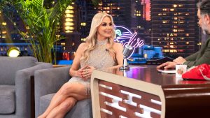 Ζωή Κρονάκη: Η αποκάλυψη για την γνωριμία με τον σύζυγό της – «Ήταν προξενιό για άλλη γυναίκα»