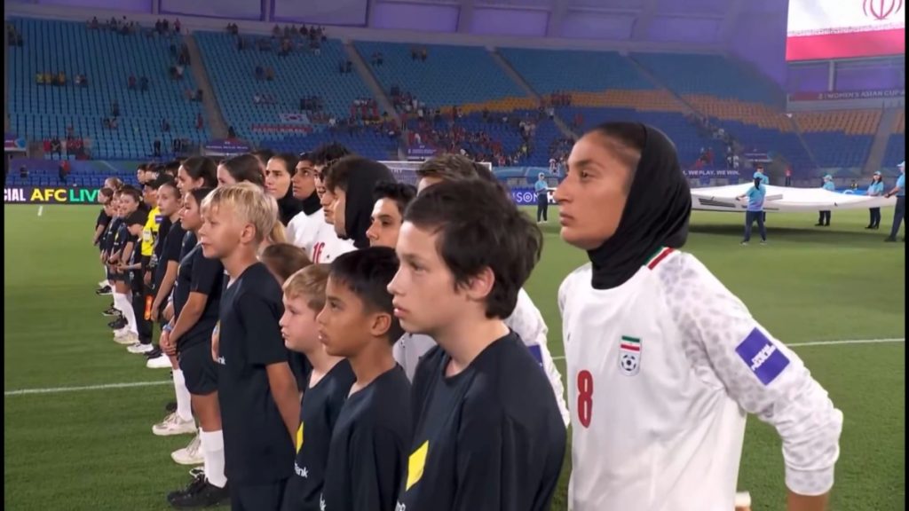 Εθνική Ιράν γυναικών: Δεν τραγούδησαν τον εθνικό ύμνο της χώρας τους στο Ασιατικό Κύπελλο (βίντεο)