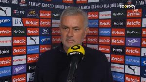 Αποθέωση Μουρίνιο για Παυλίδη:« «Κάνει φανταστική δουλειά στο να ανοίγει το παιχνίδι»