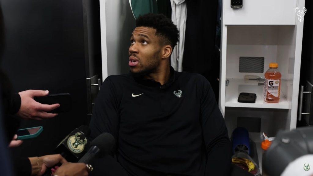 Γιάννης Αντετοκούνμπο: «Ήθελα να επιστρέψω στο παιχνίδι, αλλά μου είπαν ότι δεν αξίζει»