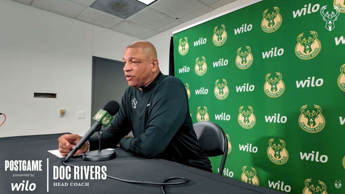 Ντοκ Ρίβερς για Γιάννη Αντετοκούνμπο: «Ακόμα δεν είναι υγιής»