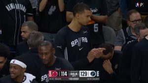 Αποτελέσματα ΝΒΑ: Εκπληκτικός Λεμπρόν Τζέιμς στην νίκη των Λέικερς επί των Γουίζαρντς – «Διαστημικός» Ουεμπανιάμα 41 πόντων οδηγεί τους Σπερς