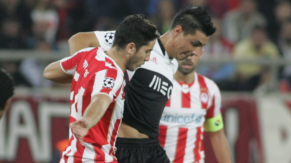 Όκαρ Καρντόσο: Τίτλοι τέλους για την καριέρα του πρώην επιθετικού του Ολυμπιακού