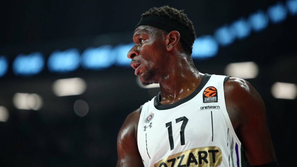 Ισαάκ Μπόνγκα: Στο ΝΒΑ για λογαριασμό των Πίστονς ο Γερμανός