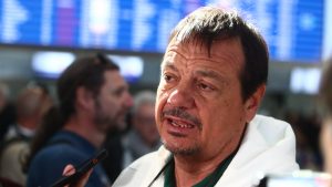 Εργκίν Αταμάν: «Δεν παίζουμε PlayStation – Είναι αδύνατο να αλλάξουμε σύστημα σε 2-3 εβδομάδες»