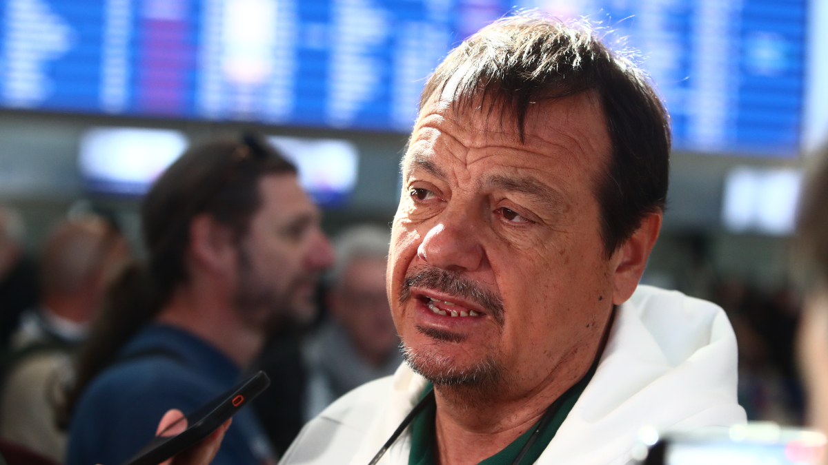 Εργκίν Αταμάν: «Δεν παίζουμε PlayStation – Είναι αδύνατο να αλλάξουμε σύστημα σε 2-3 εβδομάδες»