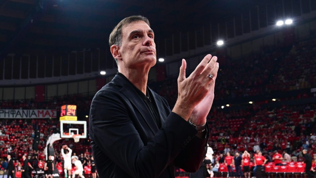 Μπαρτζώκας για τη νίκη του Ολυμπιακού επί της Μονακό: «Βάζουμε το κεφάλι κάτω και προετοιμάζουμε το επόμενο παιχνίδι»