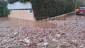 Κακοκαιρία Erminio: Ένας νεκρός στη Νέα Μάκρη – Προβλήματα στην Αττική, πλημμύρισε το αστυνομικό τμήμα Μαραθώνα (Εικόνες)