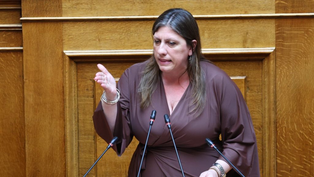 Κωνσταντοπούλου: «Η κυβέρνηση καταρρέει – Είχα προτείνει να μετονομαστεί η ΝΔ σε Νέα Δικογραφία»