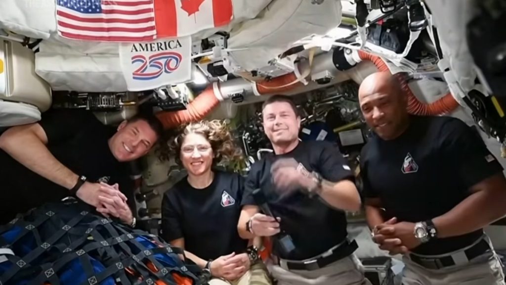 Ο Τραμπ συνομίλησε με το πλήρωμα του Artemis II: “Γράψατε ιστορία, είστε σύγχρονοι πρωτοπόροι”