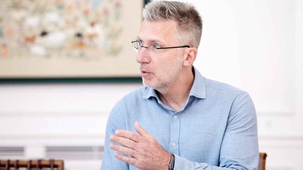 Σκέρτσος: “Κοινωνία πολιτών ή κοινωνία πελατών; Χωρίς δεύτερη σκέψη με την κοινωνία των πολιτών”