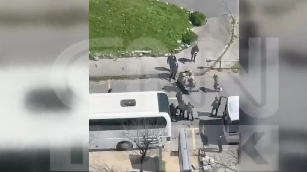Κωνσταντινούπολη: Βίντεο από τη στιγμή των πυροβολισμών έξω από το ισραηλινό προξενείο