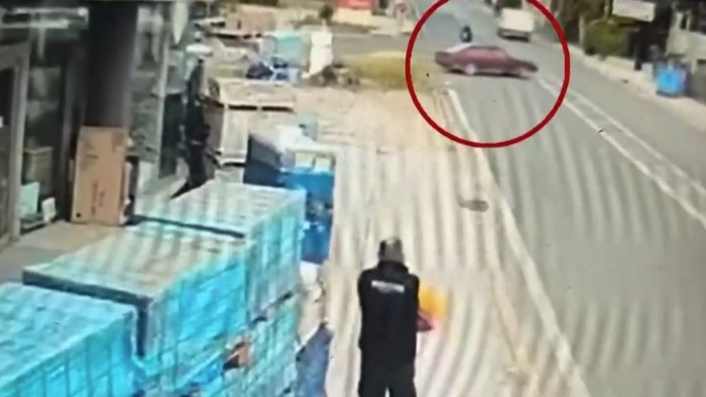 Αρτέμιδα: Συγκλονίζει η μαρτυρία του 18χρονου για το τροχαίο – “Λιποθύμησα, ο οδηγός έβαλε πρώτη κι έφυγε”